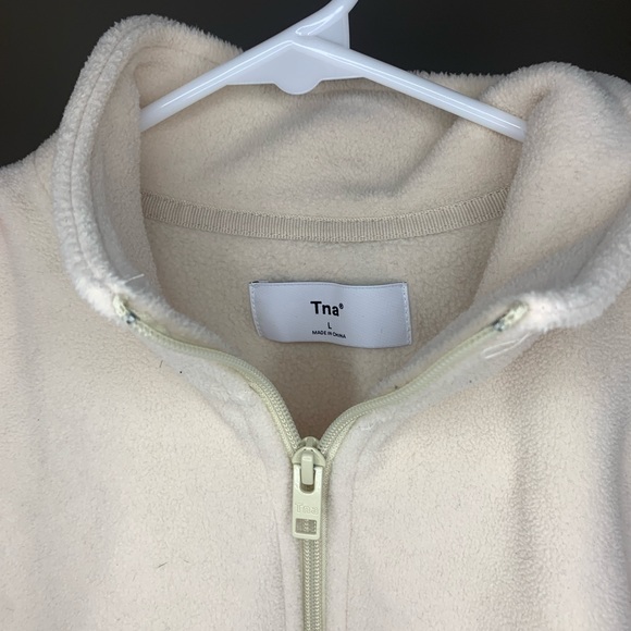Half zip Aritzia TNA fleece sweater - Picture 6 of 6
